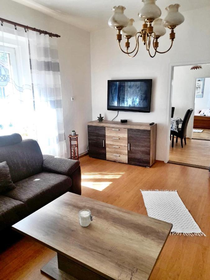 Apartman Isabel เดชชิน ภายนอก รูปภาพ